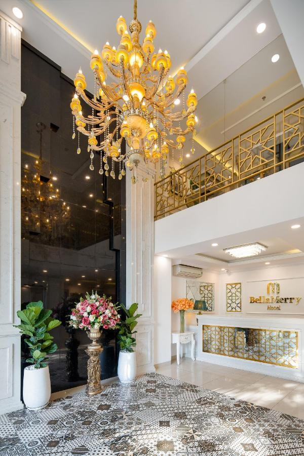 Bella Merry Hotel&Apartment Da Nang Esterno foto